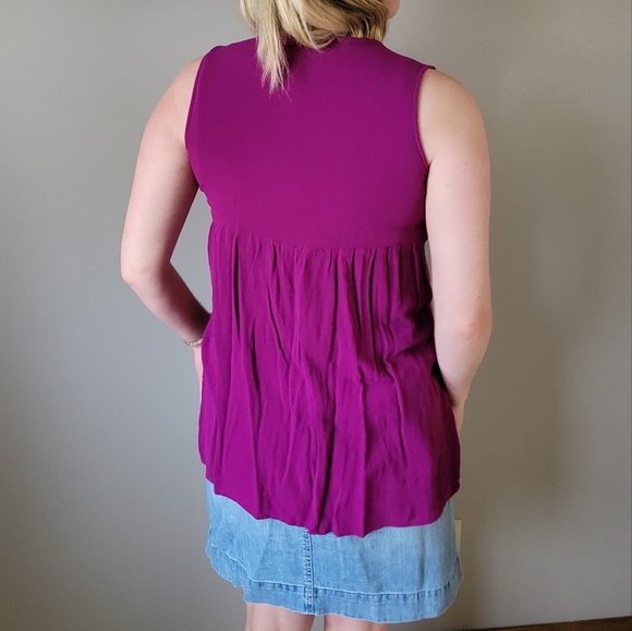 Old navy magenta pleated front tunic - Picture 7 of 7